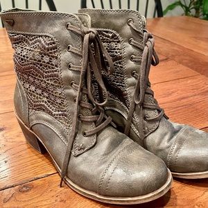 Roxy Lace Block Heel Combat Boots